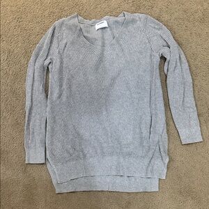 Old Navy women’s sweater tunic size L gray like new